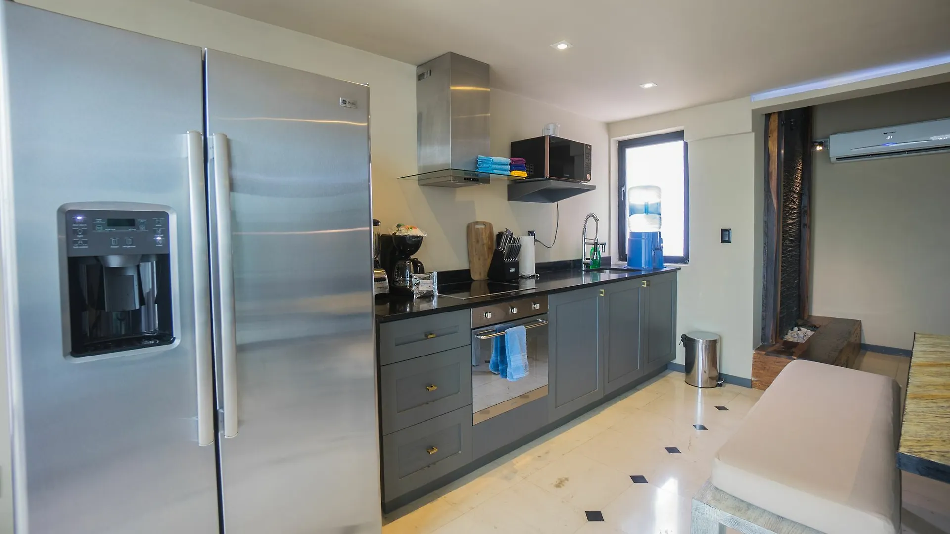 Lotus Midtown Apartments By Bvr Playa del Carmen Mexico